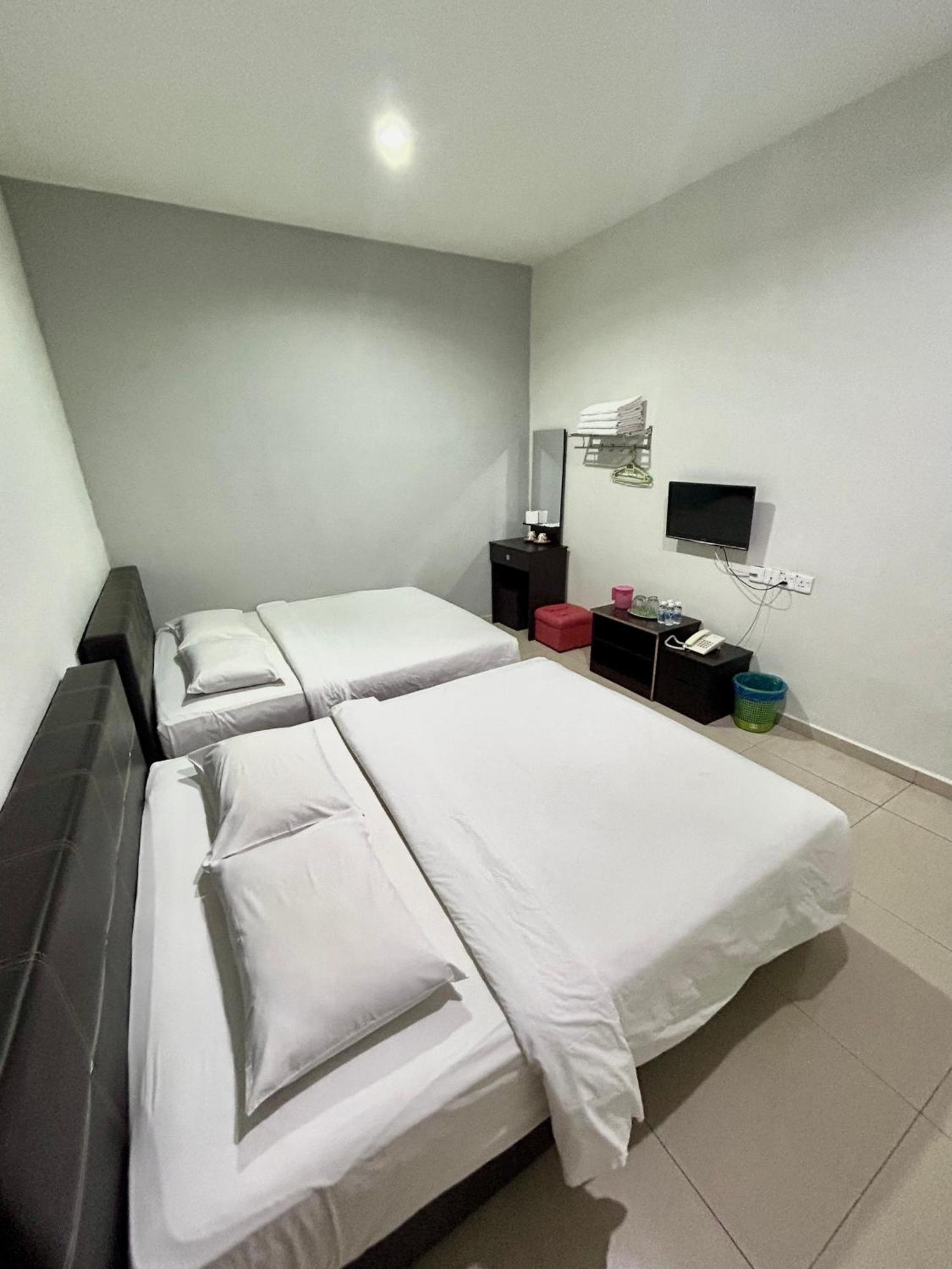 Hotel Formosa Bukit Katil Kampong Bukit Katil Kültér fotó
